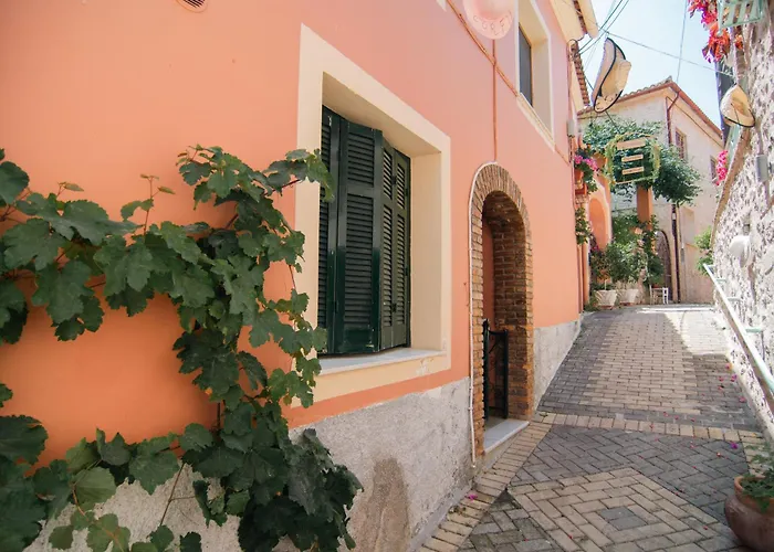 Semesterbostad Mantarini Doukádes